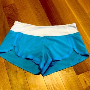 Lululemon EUC size 6 speed up shorts